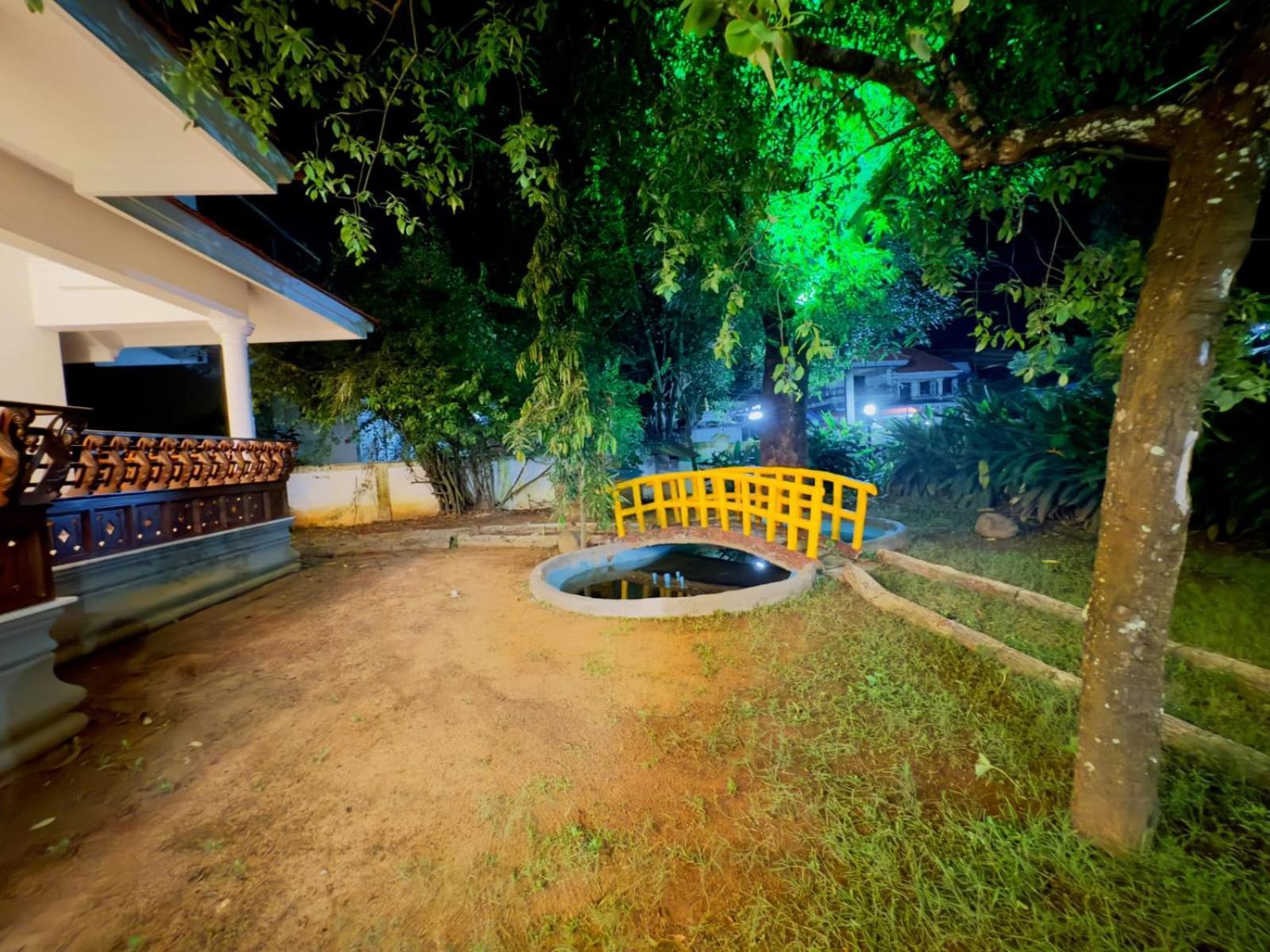 Dream Palace Alappuzha Екстер'єр фото