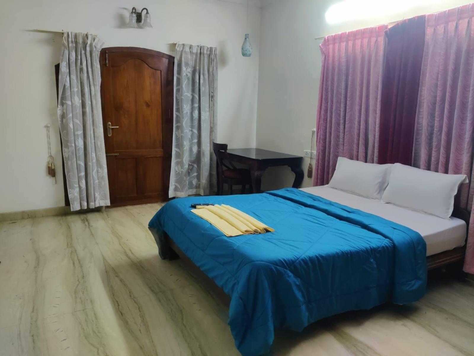 Dream Palace Alappuzha Екстер'єр фото