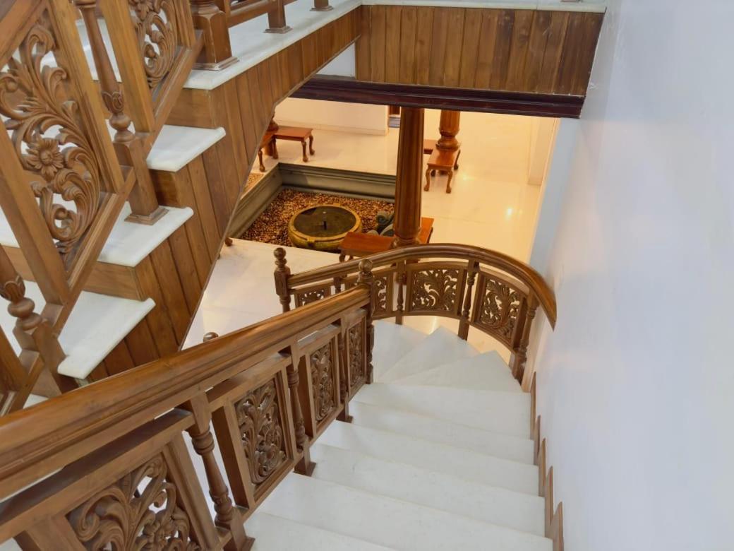 Dream Palace Alappuzha Екстер'єр фото